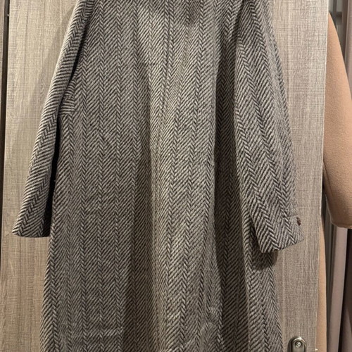 Wool herringbone coat loose fit like new, gray and brown