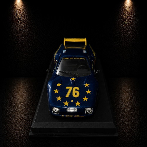 Ferrari BB512 LM 1981 1:43 collectible racing model with display base