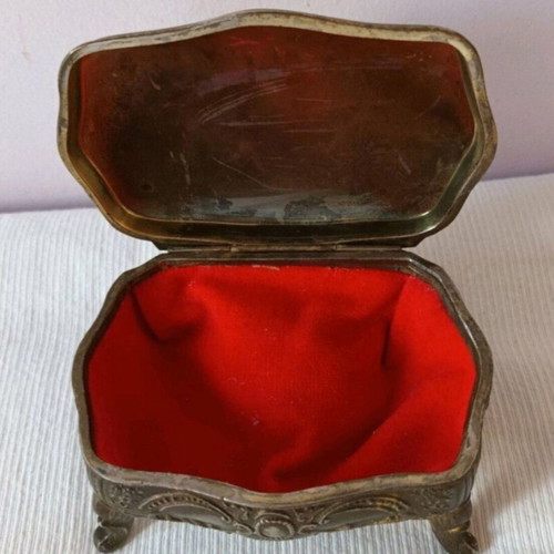 Bronze carved jewelry box used, 11x7 cm