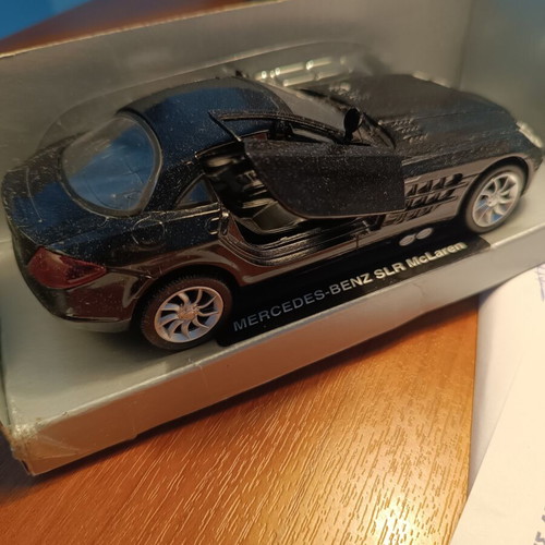 Mercedes SLR McLaren 1:32 model car new