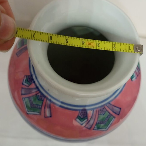Decorative vase