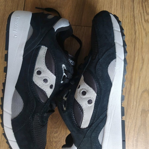 Saucony Shadow 6000 sneakers new, size 40.5, black and silver