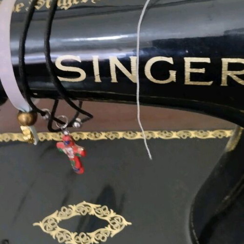 Singer 15 K antique sewing machine used