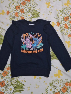 Disney Stitch sweatshirt like new for 5-6 years old, blue
