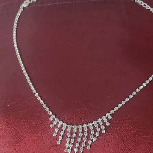 Vintage necklaces with stones like new, pack of 2