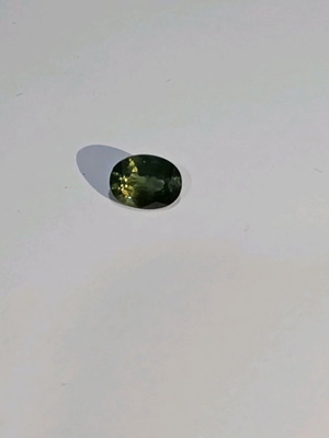 Natural bicolor sapphire 1.03 ct, oval, mixed cut, like new