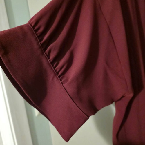 Wild Wood Midi Dress like new, burgundy, 3/4 sleeve, loose fit