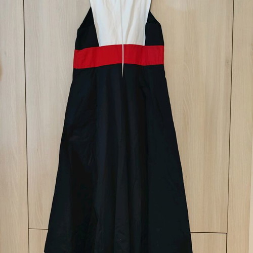 Tailored dress three colors like new, size large-x large, gabardine fabric
