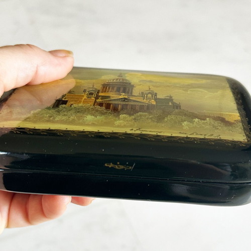 Vintage Russian lacquer box hand-painted St. Isaac St. Petersburg signed