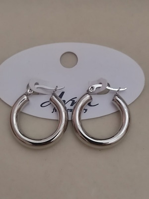 Anna accessories steel hoop earrings, silver