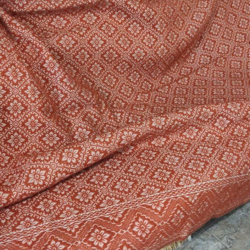 Wool blanket like new with handmade lace, approx. 2.3x1.7m