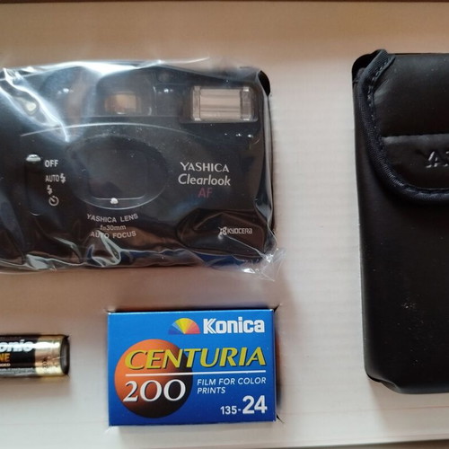 Yashica Clearlook AF camera full box set with vintage film and case