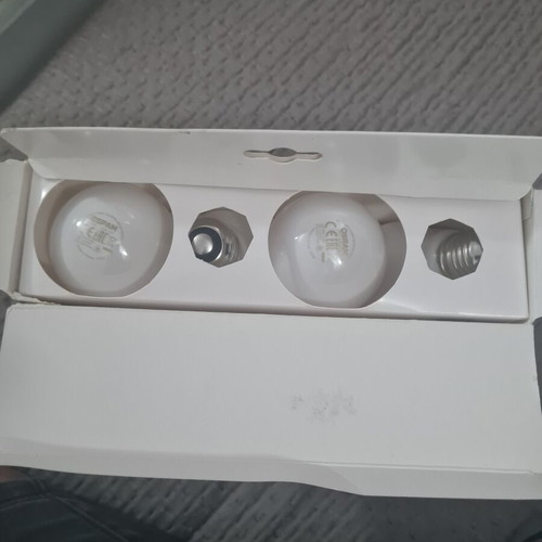 Osram LED light bulbs pack of 4, new, E27 base, warm white