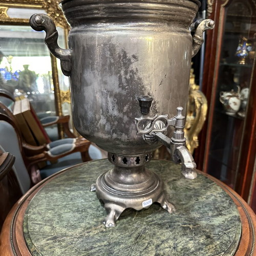 Russian samovar used, very old, excellent condition