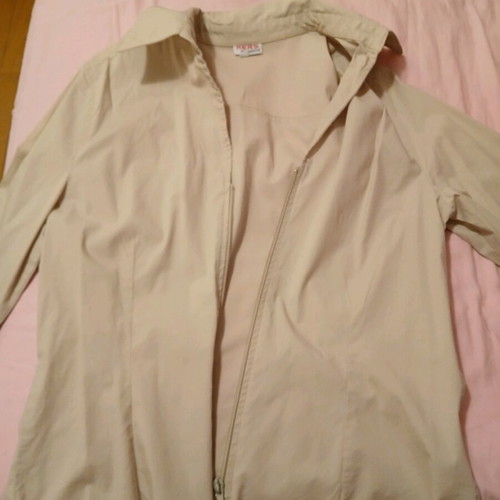 Women's shirt with zipper like new, beige, size M