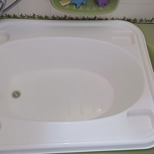 Baby Bath Tub X-treme Baby like new