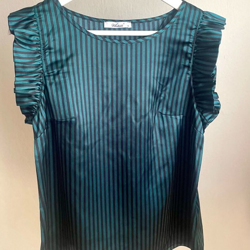 Satin top new, size M, black and green