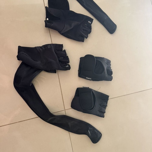 Gloves for weight training like new
