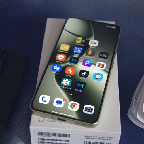 Xiaomi 14T 256GB 12GB RAM smartphone with Leica lenses and warranty