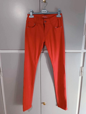 Coral pants new, slim fit, size small
