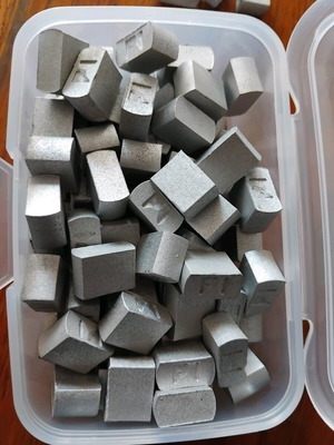 Marranium dental alloys new, nickel and cobalt base, 1 kg, 100 pieces