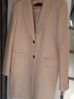 Zara coat new, 100% sheep wool, size S