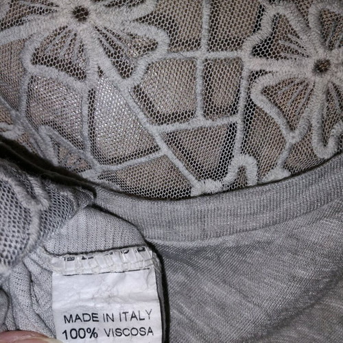 Made in Italy t-shirt dress like new, grey with lace and pockets