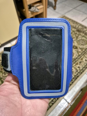 Sports phone case like new for arm with key pocket