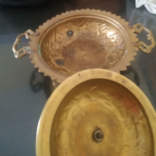 Vintage fondue pot used