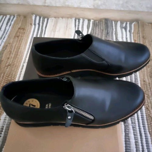 Black women's shoes KARINA 265 size 39 like new