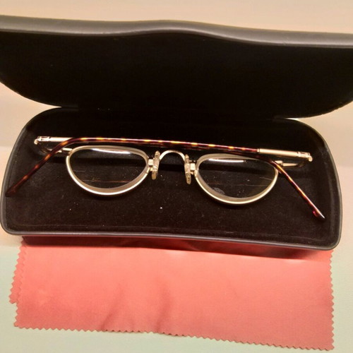 Eschenbach prism glasses model 1681 150 like new, 8 diopters