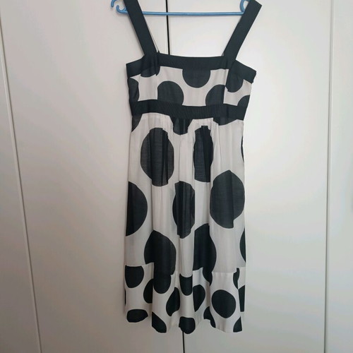 Zara dress black and white like new size M