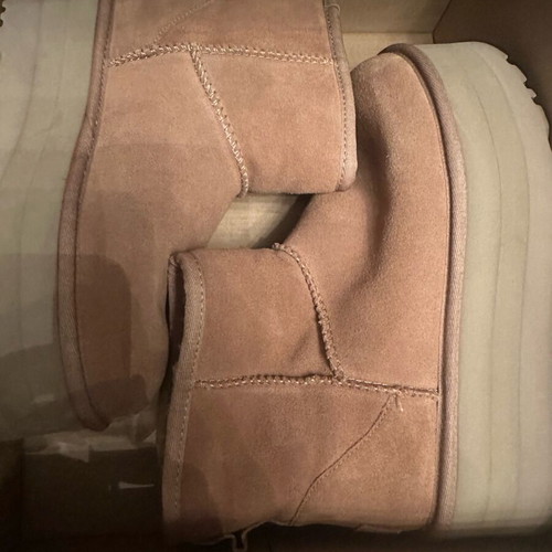 Mini Ugg platforms size 37 like new, brown