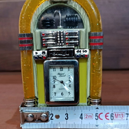 Jukebox enamel tabletop clock new