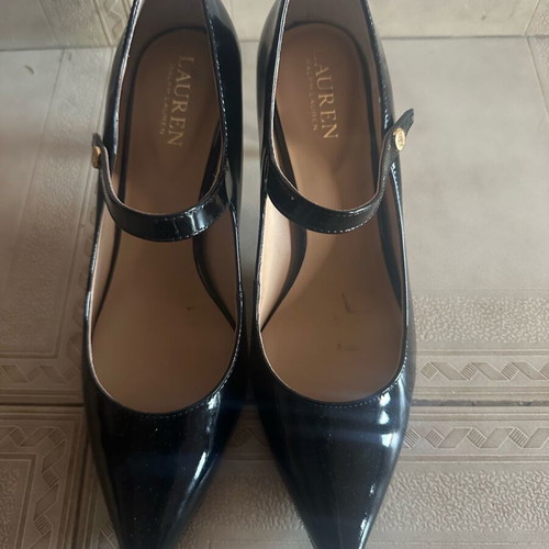 Ralph Lauren Mary Jane patent leather pumps like new, 10cm heel, black