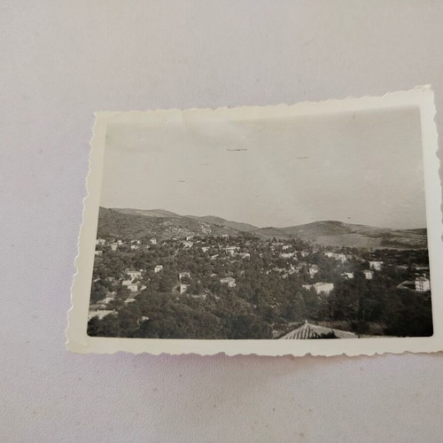 Small black and white photo of Penteli 1950 used