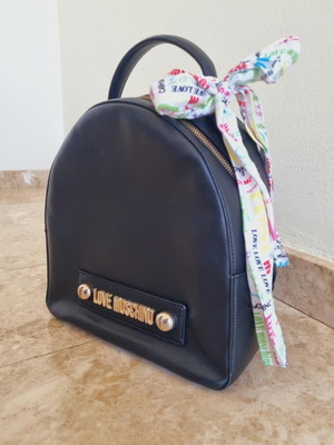Love Moschino backpack used, black