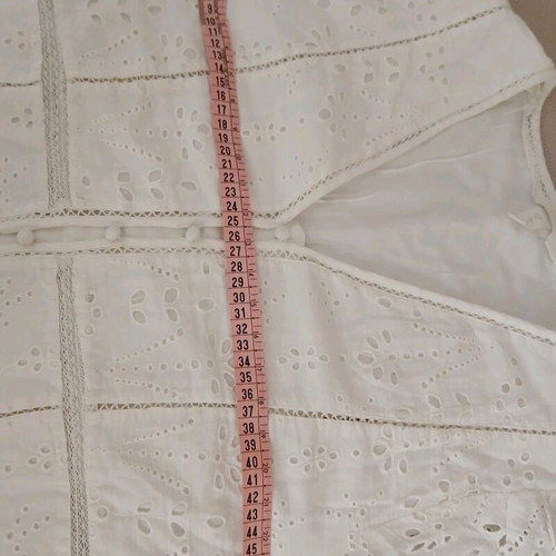 White cropped shirt with broderie anglaise embroidery H&M like new