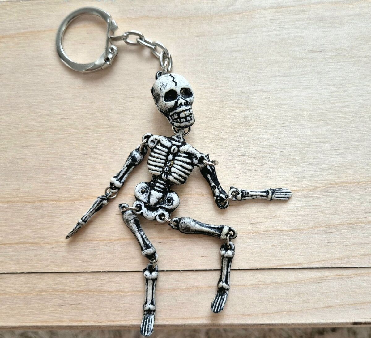 Biokonto skeleton keychain used, 1980s - € 9,00 - Vendora.cy