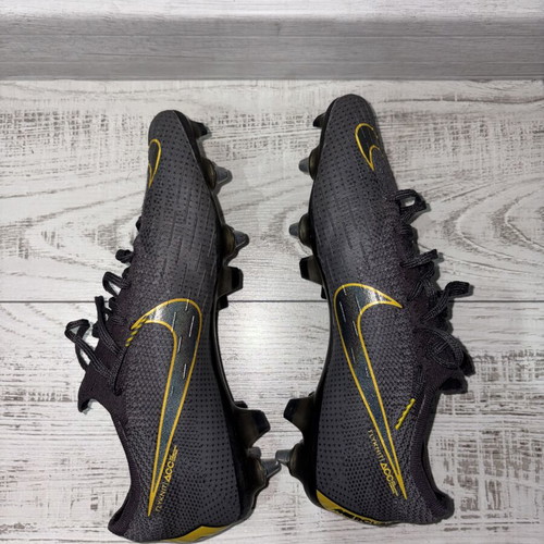 Nike Mercurial Vapor 360 football boots like new, size 42