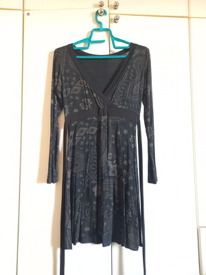Mini short dress with patterns black, like new, size S
