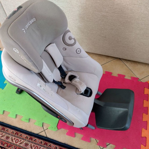 Concord Reverso i-Size 0-18 kg car seat used, Beige