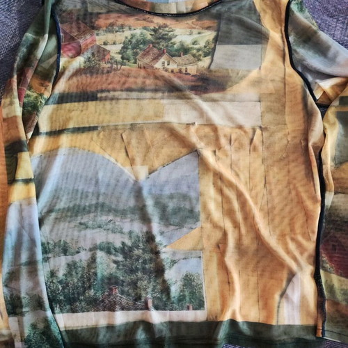 Desigual Top like new with see-through texture and artistic print XXL