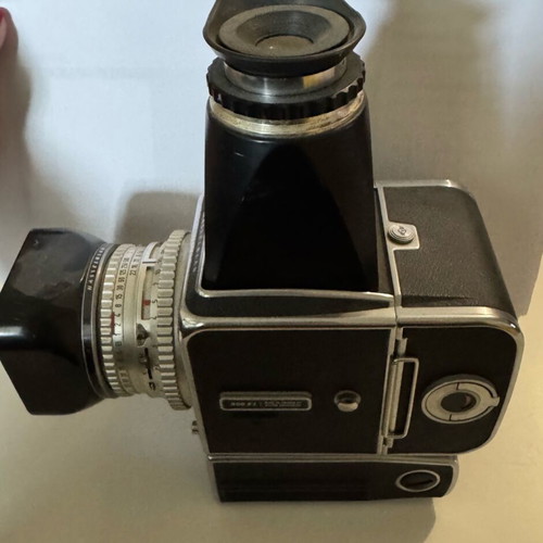 Hasselblad 500 EL camera used