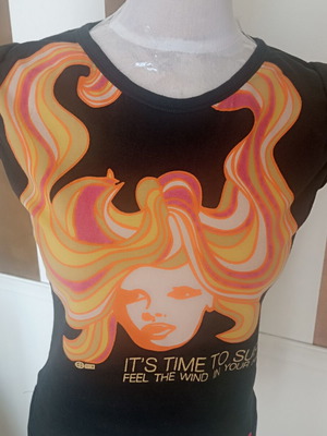 Vintage Y2K black sleeveless top with pop-art graphic