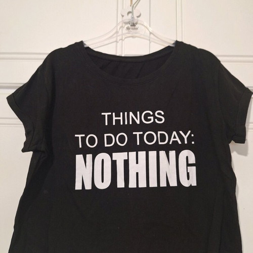 Crop black short-sleeve blouse with white letters like new