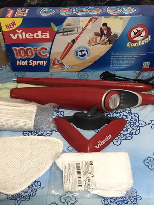 Vileda 100C Hot Spray Floor Steam Cleaner like new with box and cloths