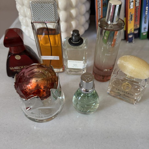 Perfume bundle used, mix of 7 bottles with various levels