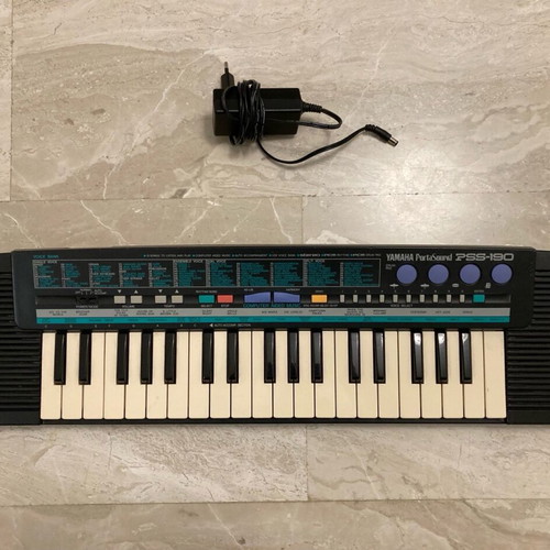 Yamaha PSS-190 keyboard used vintage with power adapter