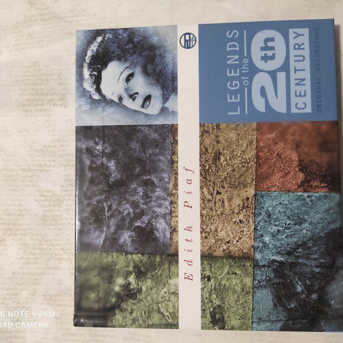 Edith Piaf Legends of the 20th Century CD like new, French jazz